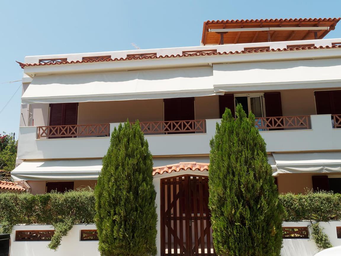 N&Μ Apartman Méthana Kültér fotó