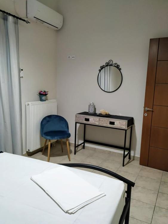 N&Μ Apartman Méthana Kültér fotó